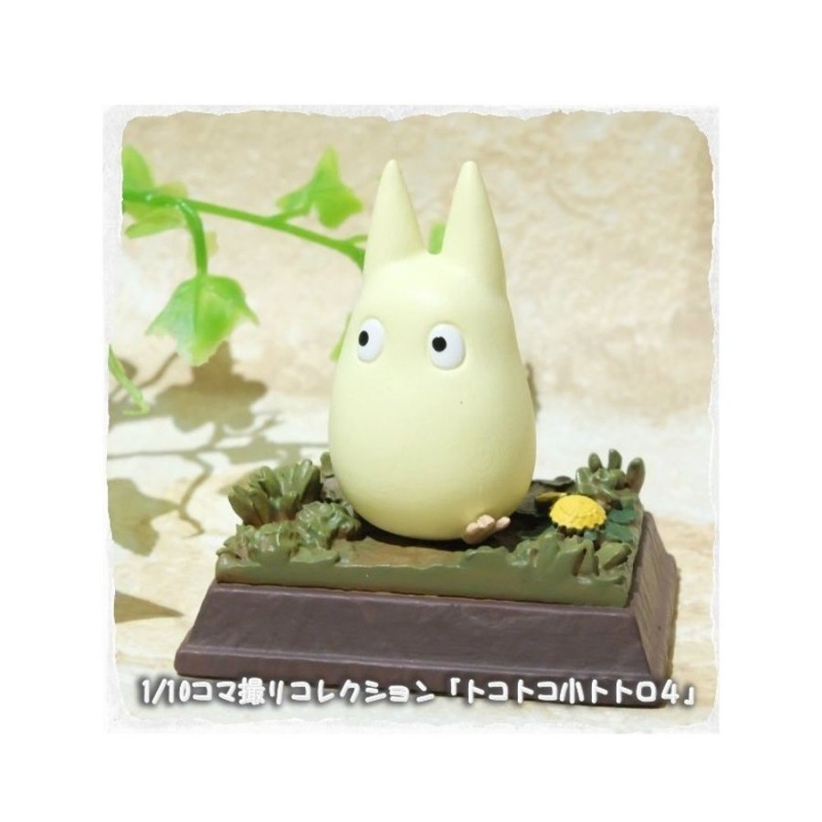 Statues | Maison Ghibli Statue Collection Stop Motion Totoro White Race Pose 4 - My Neighbor Totoro